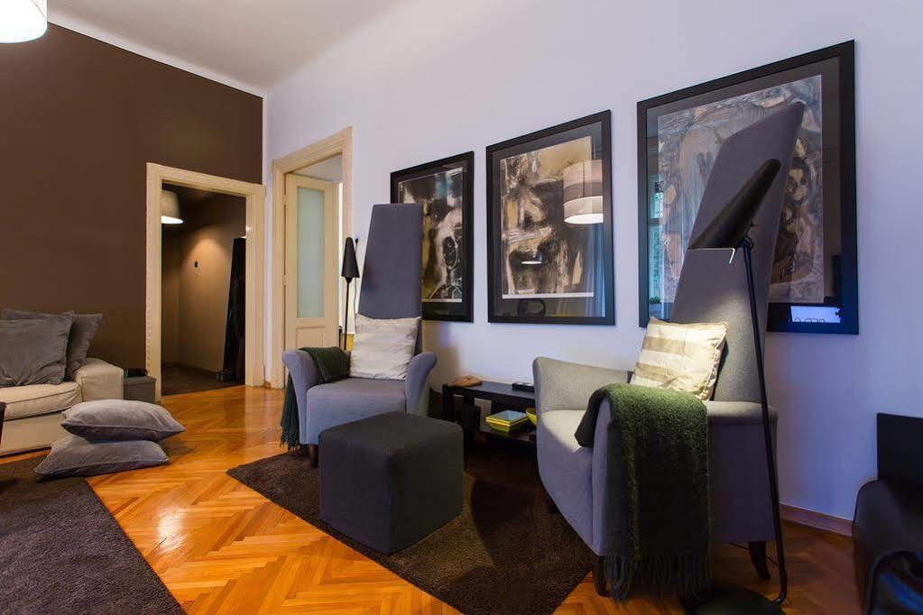 Valsabbion City Suite Pula Exteriör bild